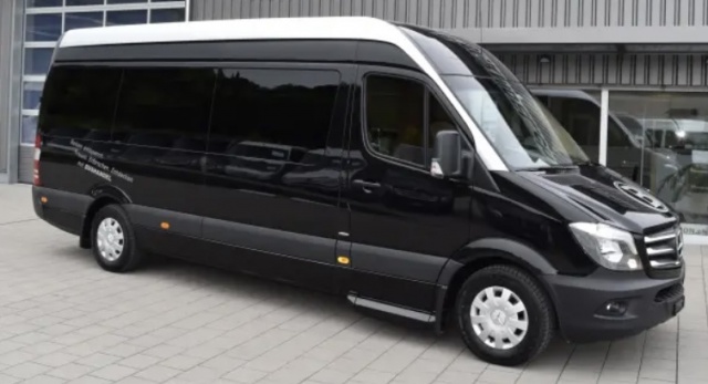 Mercedes Sprinter [7 seats] | Executive minibus taxis airport — premium airport transfers