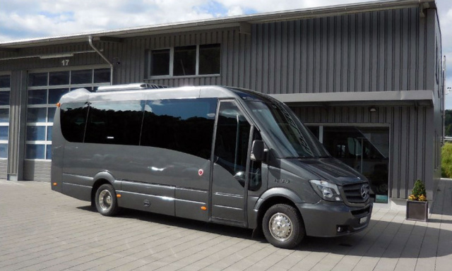 Swiss Airport Minibus Taxi: Mercedes Sprinter 519 Transfers — premium airport transfers